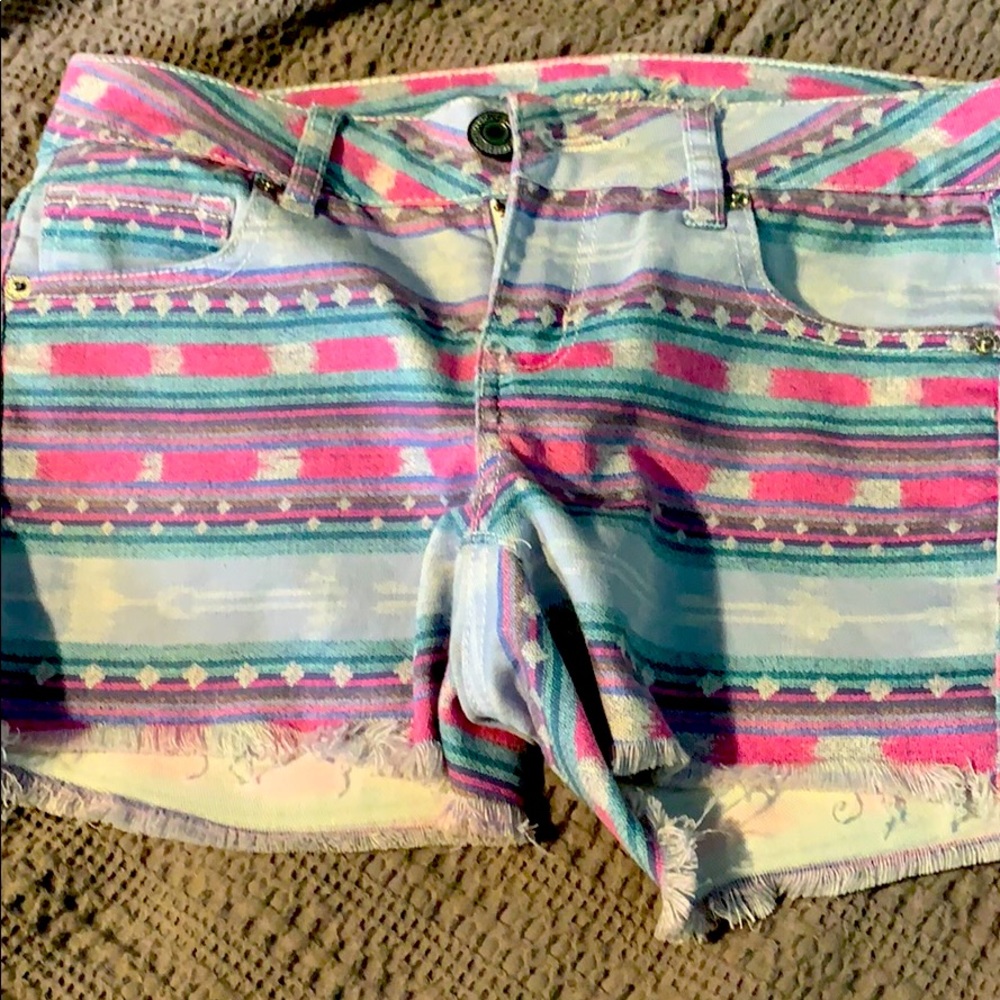 American Eagle size 4 (stretch) shorts